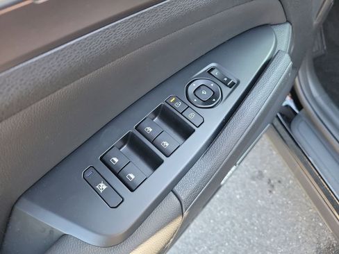 New 2026 Kia Sportage SX FWD image 22