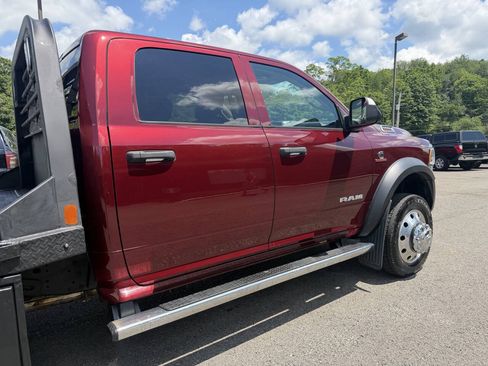 Used 2020 RAM 5500 Tradesman w/ Chrome Appearance Group AWD/4WD image 8