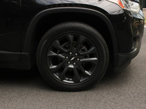 Used 2019 Chevrolet Traverse RS AWD/4WD image 4