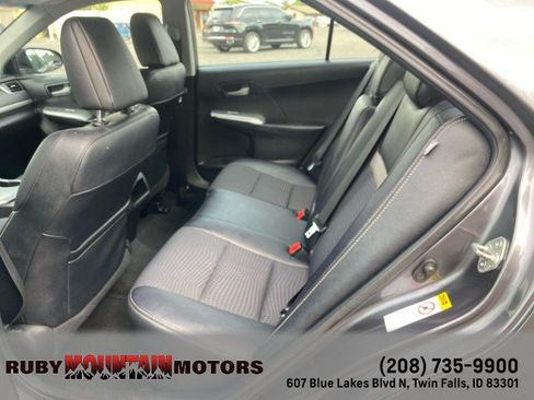 Used 2013 Toyota Camry SE w/ Preferred Accessory Pkg FWD image 24