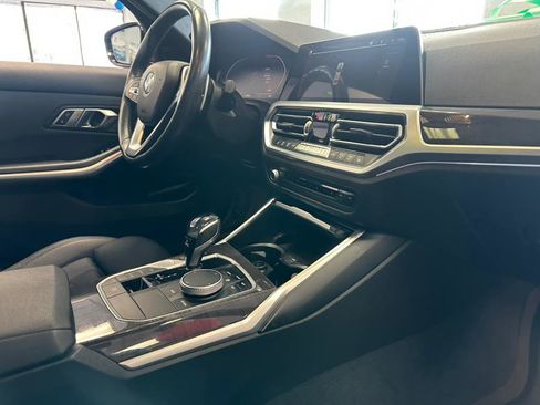 Used 2020 BMW 330i Sedan w/ Convenience Package image 44