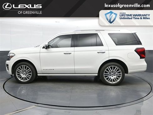 Used 2022 Ford Expedition Platinum image 5