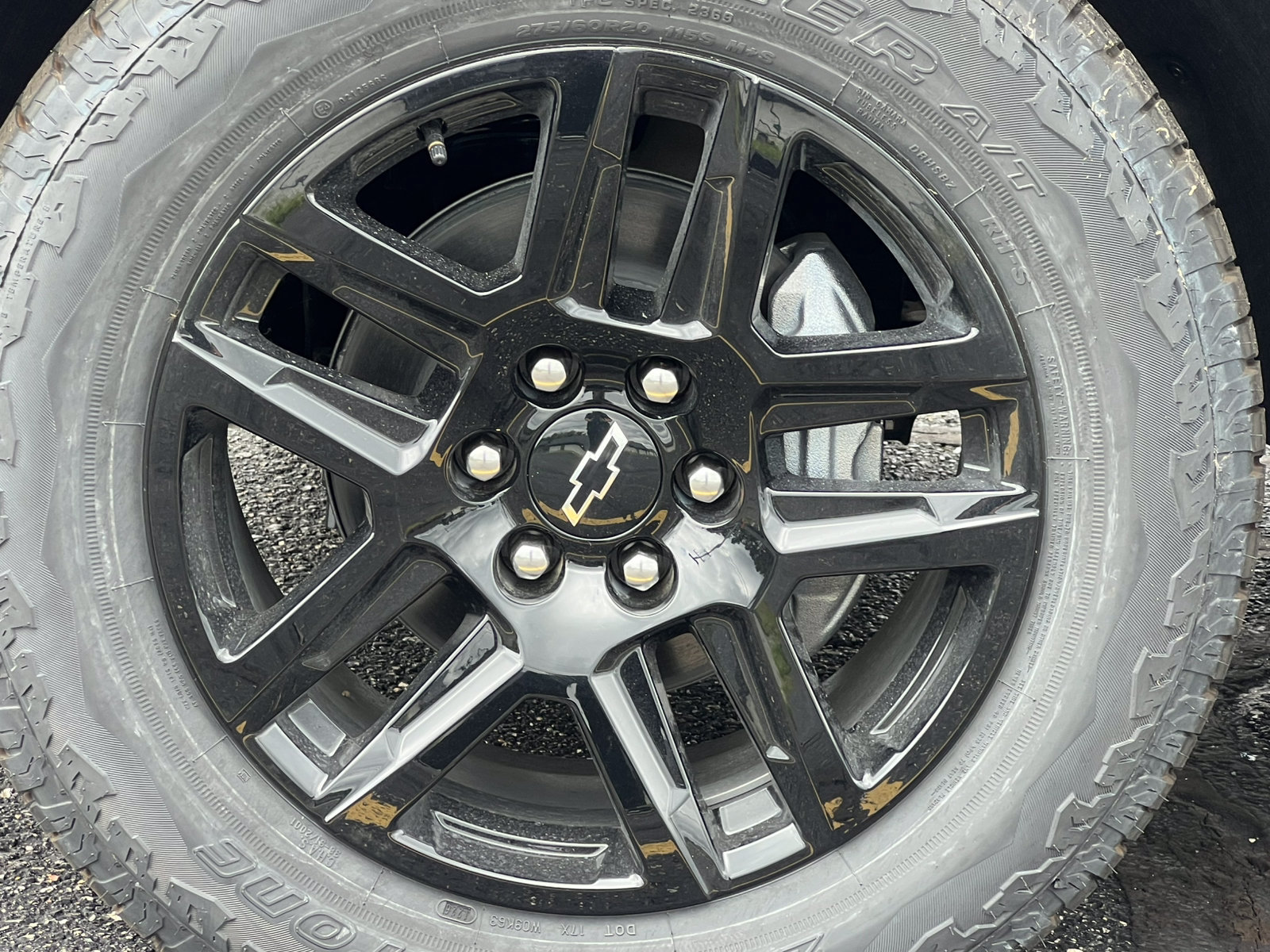 New 2026 Chevrolet Silverado 1500 RST w/ Dark Appearance Package AWD/4WD image 6