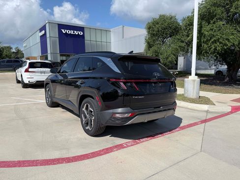 Used 2022 Hyundai Tucson Limited FWD image 4