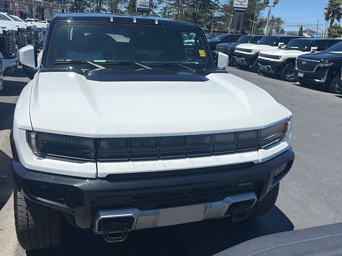 Used 2025 GMC Hummer EV 3X AWD/4WD image 6