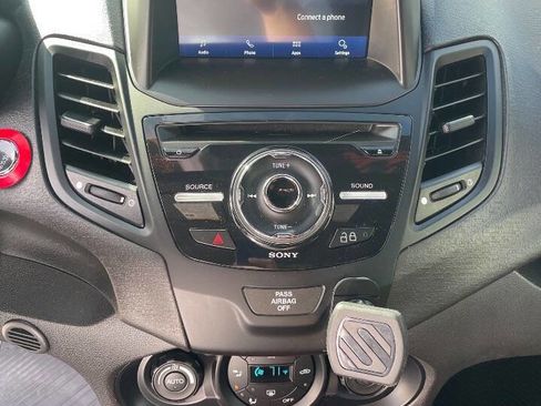 Used 2018 Ford Fiesta ST image 22