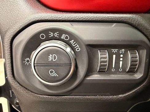 Used 2021 Jeep Gladiator Rubicon AWD/4WD image 24