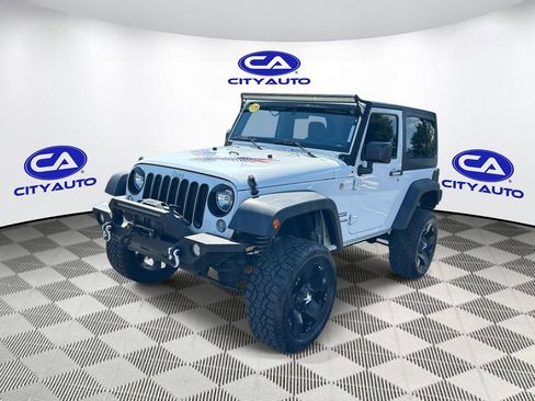 Used 2016 Jeep Wrangler Sport AWD/4WD image 10