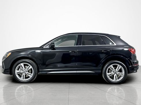 Used 2020 Audi Q3 2.0T Premium w/ Convenience Package image 2