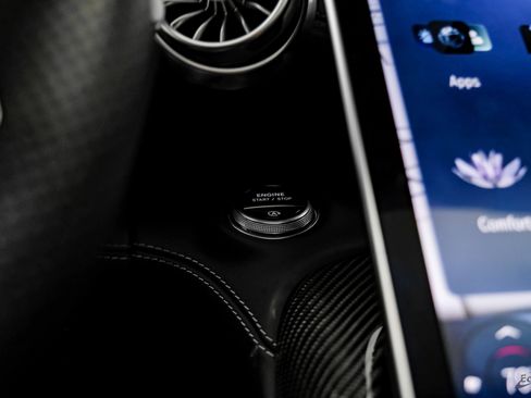 Used 2022 Mercedes-Benz SL 63 AMG 4MATIC image 79