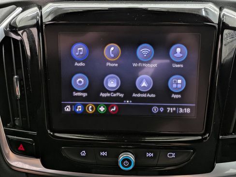 Used 2023 Chevrolet Traverse LT AWD/4WD image 23