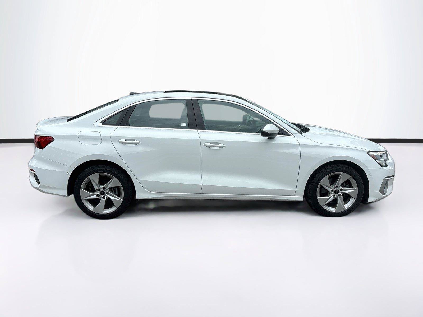 Used 2024 Audi A3 2.0T Premium FWD image 8