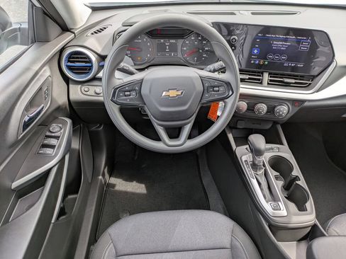 New 2026 Chevrolet Trax LS w/ Driver Confidence Package image 15