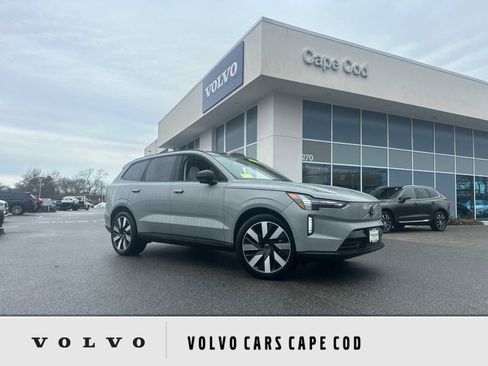 New 2025 Volvo EX90 Ultra image 1