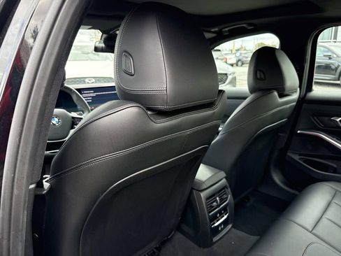 Used 2025 BMW 330i Sedan image 14