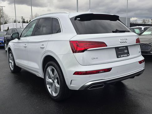 Certified 2025 Audi Q5 2.0T Premium Plus w/ Premium Plus Package image 4
