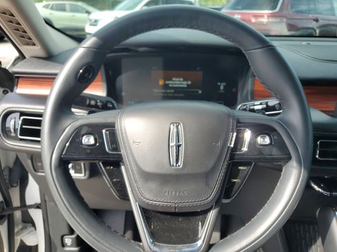 Certified 2023 Lincoln Aviator Reserve image 19