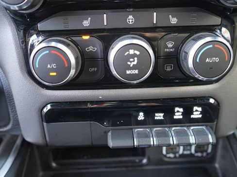 Used 2022 RAM 1500 Big Horn RWD image 25