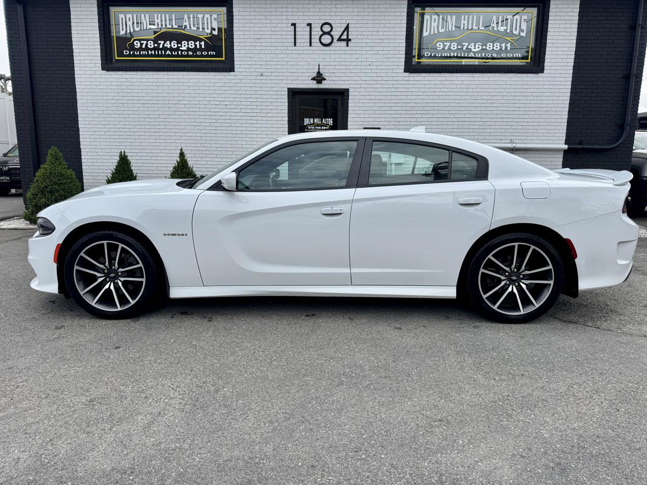 Used 2020 Dodge Charger R/T w/ Plus Group RWD image 2