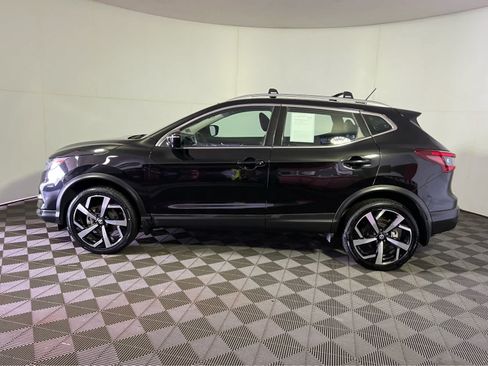 Certified 2022 Nissan Rogue Sport SL AWD/4WD image 4
