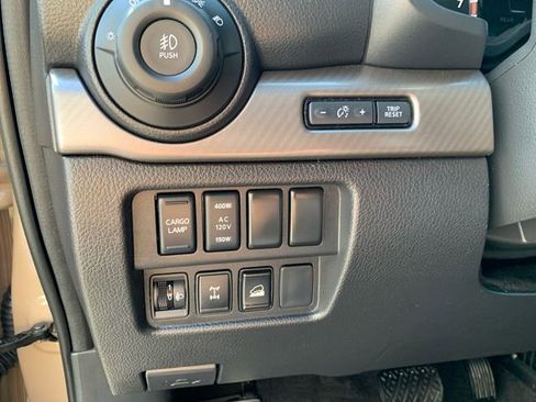 Used 2024 Nissan Titan PRO-4X w/ Off Road Protection Package image 20