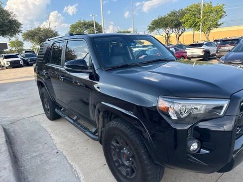 Used 2023 Toyota 4Runner SR5 Premium w/ Moonroof Package AWD/4WD image 3