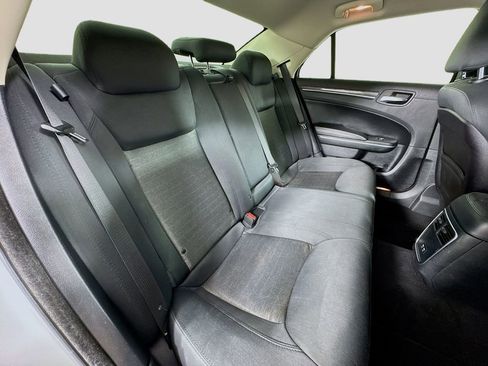 Used 2019 Chrysler 300 Touring w/ Sport Appearance Package image 26