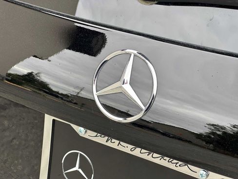 Used 2024 Mercedes-Benz GLB 250 GLB 250 image 10