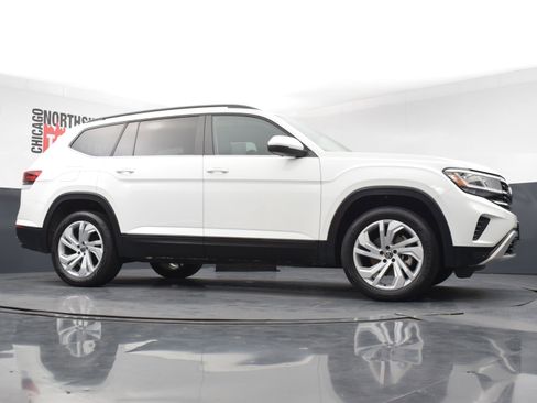 Used 2023 Volkswagen Atlas SE AWD/4WD image 34