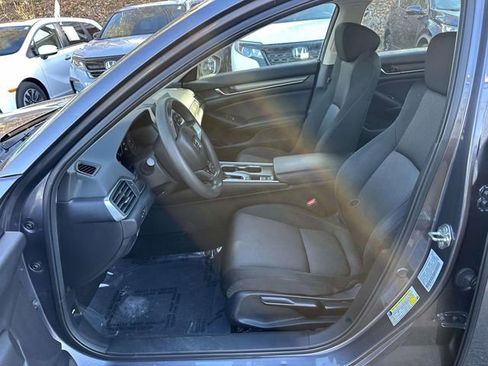 Certified 2018 Honda Accord LX image 16