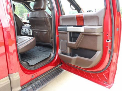 Used 2017 Ford F150 King Ranch w/ Trailer Tow Package AWD/4WD image 32