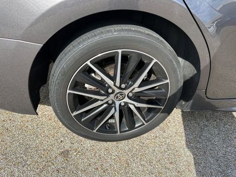 Used 2023 Toyota Camry SE image 8