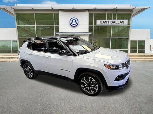 Used 2024 Jeep Compass Limited AWD/4WD image 8