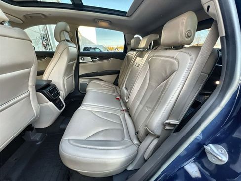 Used 2019 Lincoln Nautilus Reserve w/ Ultimate Package image 25