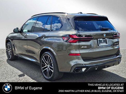 New 2026 BMW X5 xDrive40i w/ M Sport Package AWD/4WD image 5