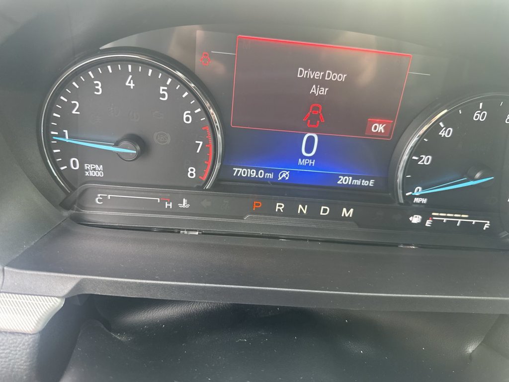 Used 2020 Ford Explorer XLT w/ Equipment Group 202A AWD/4WD image 22