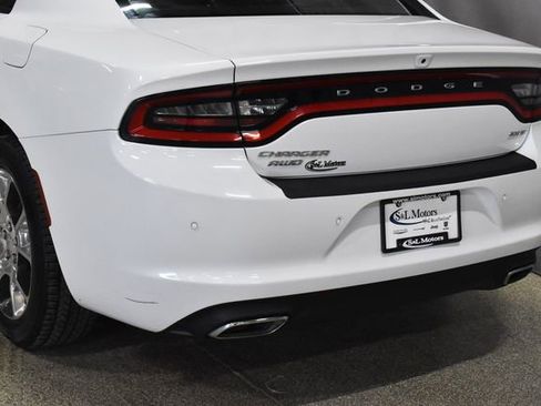 Certified 2016 Dodge Charger SXT w/ AWD Plus Group image 9