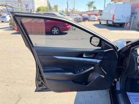Used 2021 Nissan Maxima 3.5 SV w/ Floor Mat Group FWD image 20