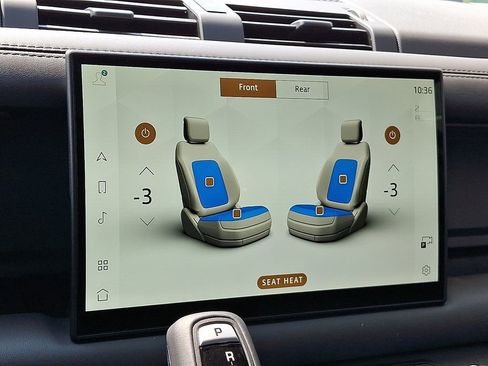 Used 2025 Land Rover Defender 110 S image 19