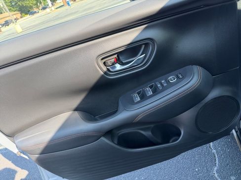 Certified 2024 Honda HR-V Sport image 32