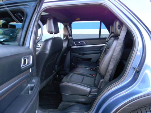 Used 2018 Ford Explorer Sport w/ Equipment Group 401A image 12