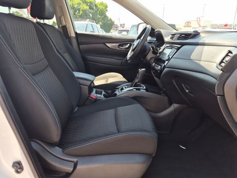 Used 2019 Nissan Rogue SV AWD/4WD image 31