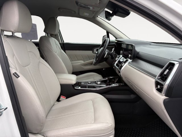 Certified 2023 Kia Sorento SX Prestige AWD/4WD image 15