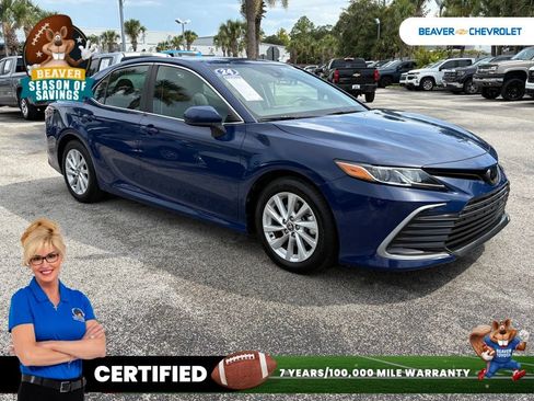 Used 2024 Toyota Camry LE FWD image 9