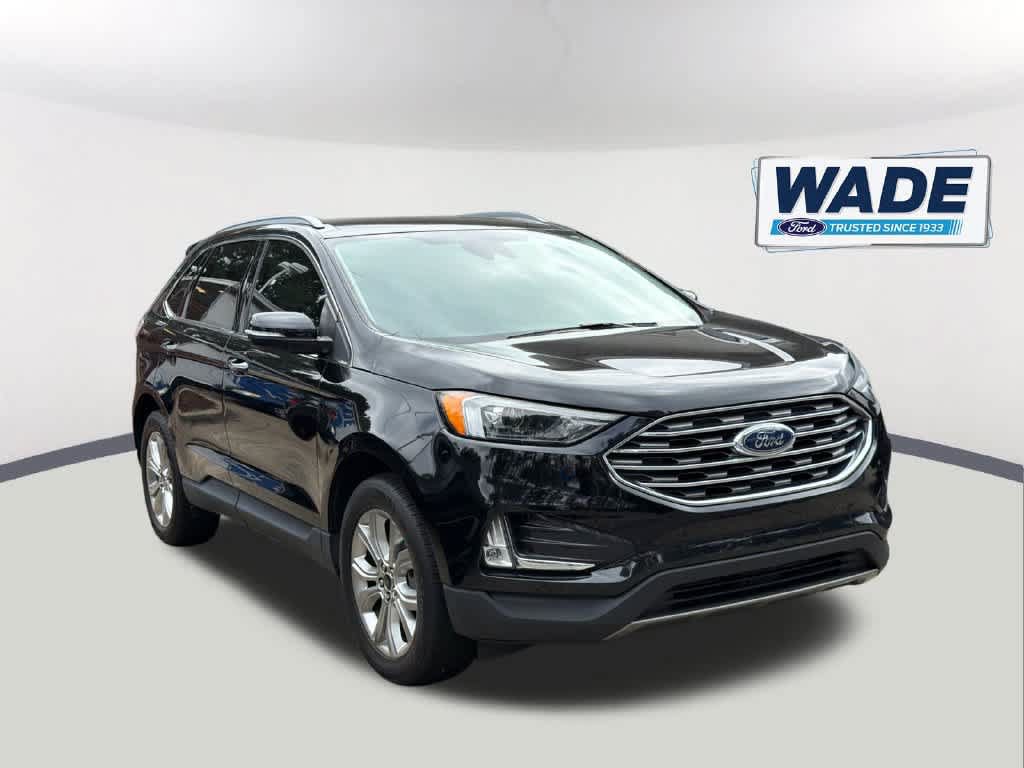 Used 2023 Ford Edge Titanium AWD/4WD image 3