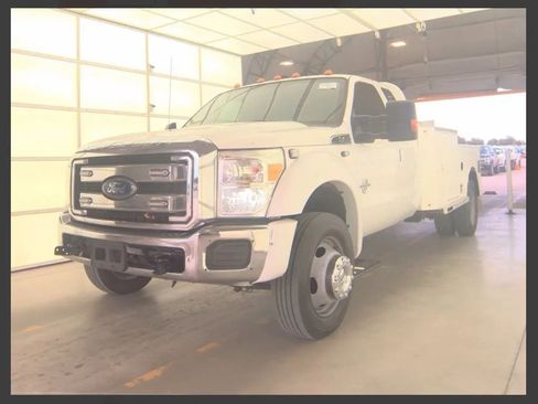 Used 2012 Ford F450 XLT w/ Ambulance Preparation Pkg image 1