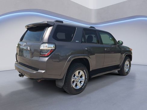 Used 2021 Toyota 4Runner SR5 Premium AWD/4WD image 5