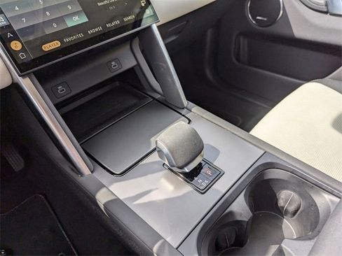 Certified 2024 Land Rover Discovery Sport S image 9