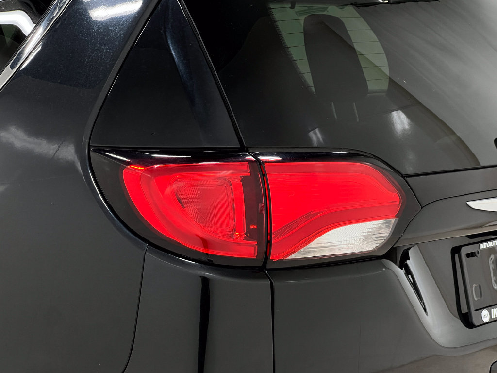 Used 2019 Chrysler Pacifica Touring-L FWD image 38