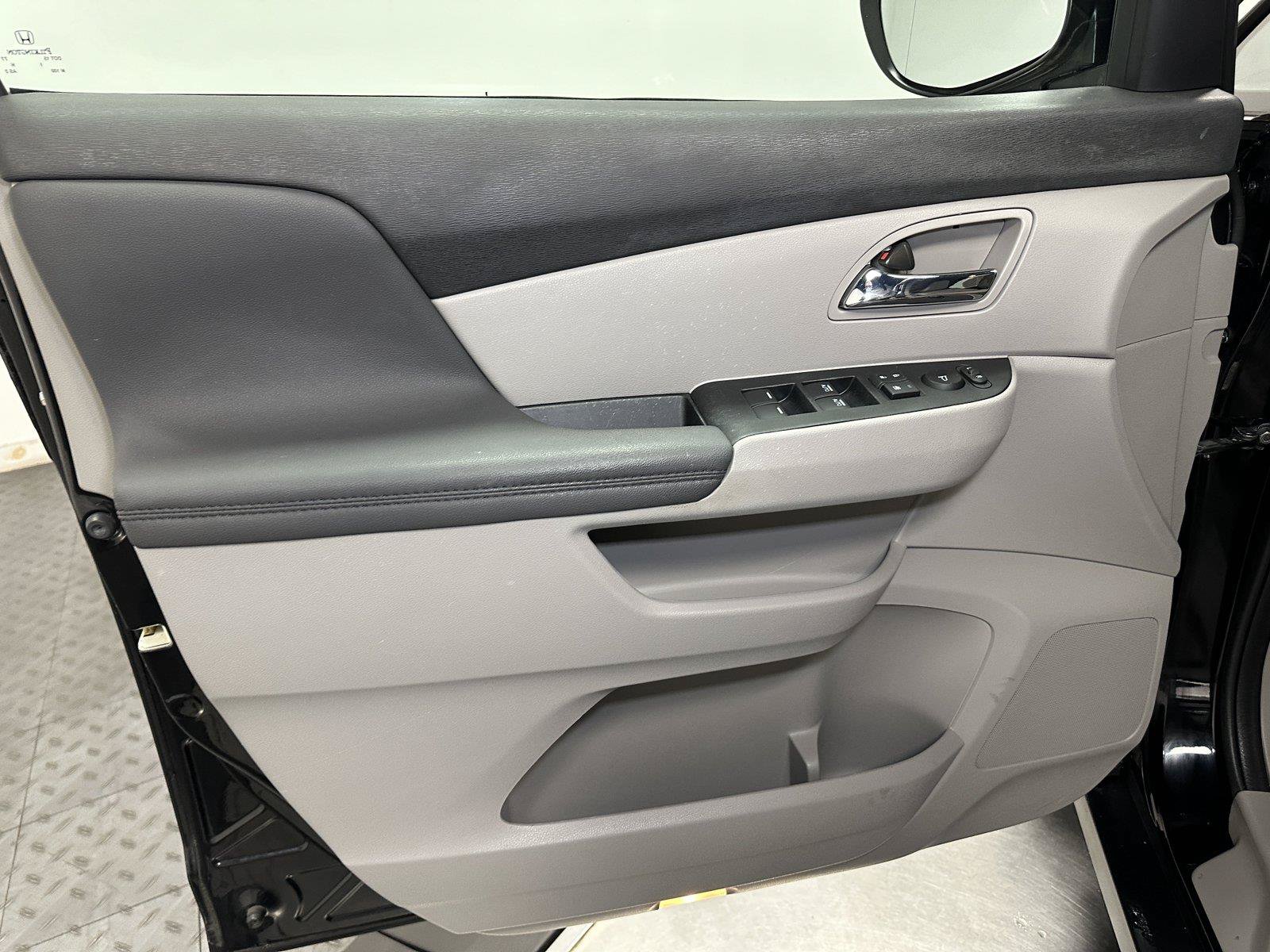 Used 2014 Honda Odyssey EX-L image 20